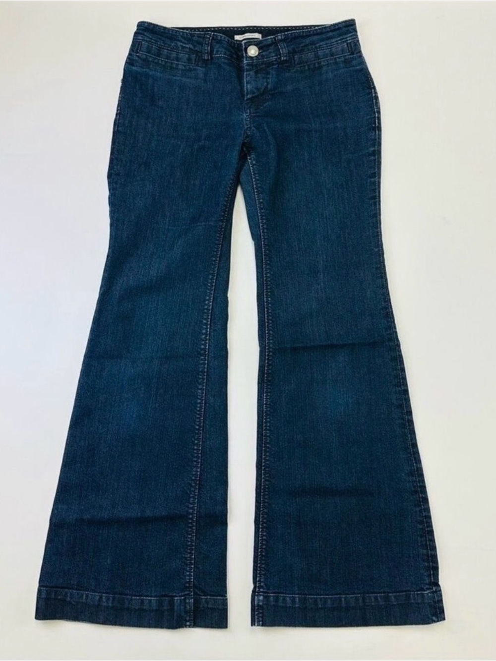 Banana Republic dark wash low rise flare jeans Size 6 wide leg Normcore Casual